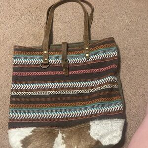 Myra bag